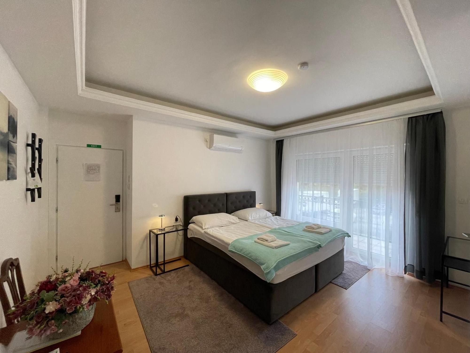Stella Boutique Rooms Sesvete Habitación foto